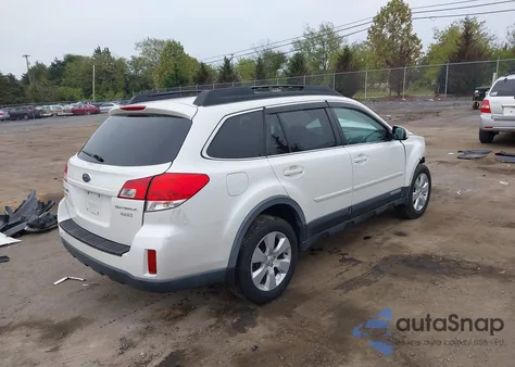 2011 Subaru Outback 2.5I Premium z USA, uszkodzony, nr VIN 4S4BRBCC4B3330866